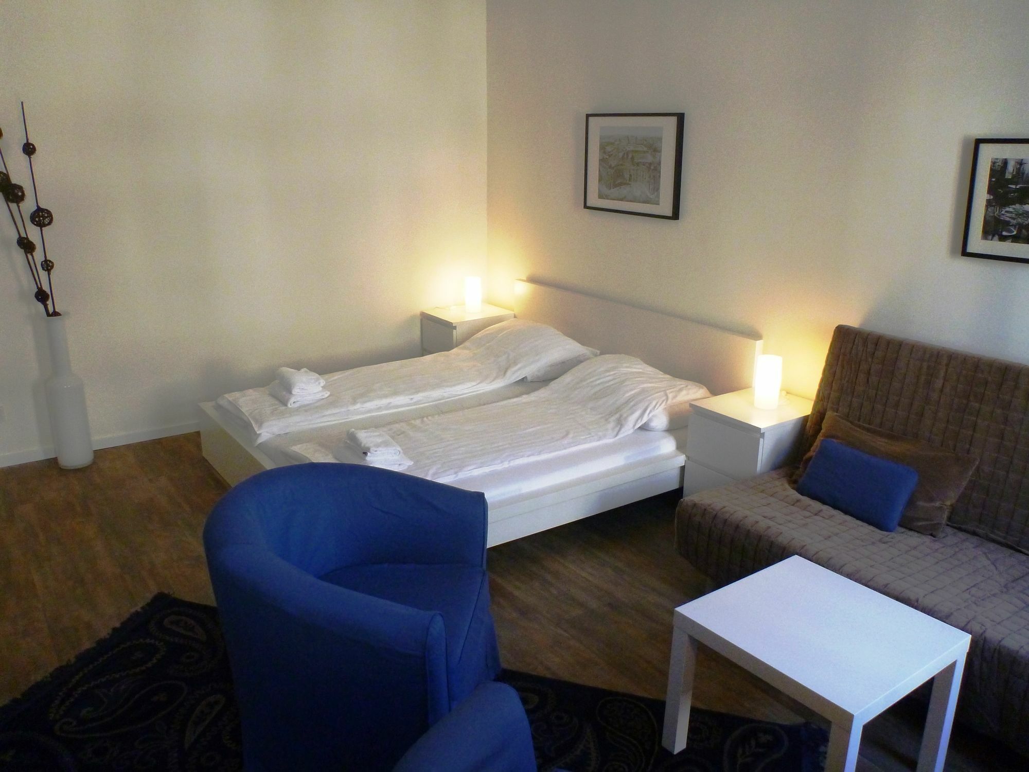 Flatprovider Comfort Eduard Apartment - Contactless Check In Wina Bagian luar foto